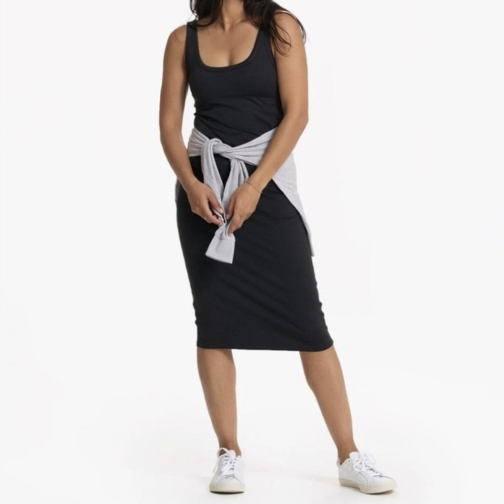 Vuori Halo Essential Black Dream Knit Stretch Built In Bra Dress Size Small
